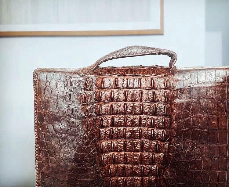 CROCÖ Mama Original Vintage Alligator Laptop Bag